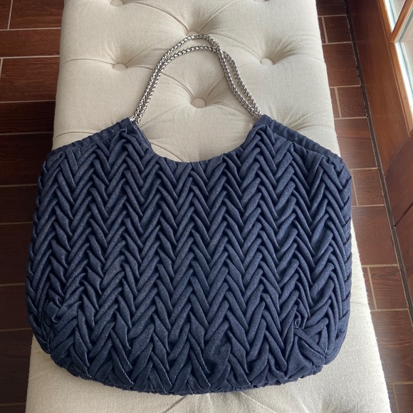 Elie Tahari Handbags - Elie Tahari
Denim braided Beverly Shoulder Bag